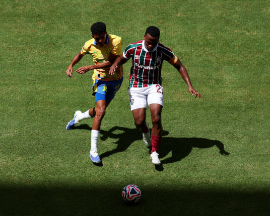 Fluminense avança às oitavas e times brasileiros superam fase de grupos