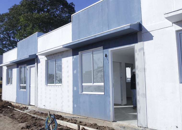 Casas na rua Pedro Boticário terão 44 metros quadrados de área construída