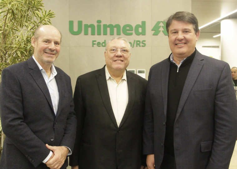 Helmar Wildner, Aquiles Dal Molin Jr. e Marco Aurélio Périco, da Engenhosul, empresa responsável pela construção da nova sede da Unimed Federação/RS
