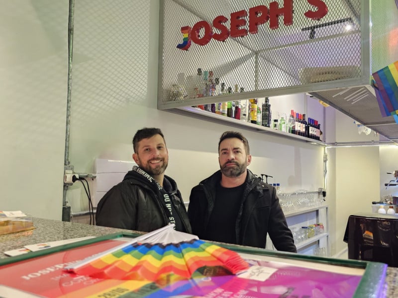 Israel Cardoso e Luciano Francisco comandam o Joseph's CafÃÂ© e Bar Foto: Dener Pedro/Especial/JC