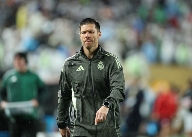 Treinador merengue tem usado Gonzalo García para suprir a ausência do camisa 9 