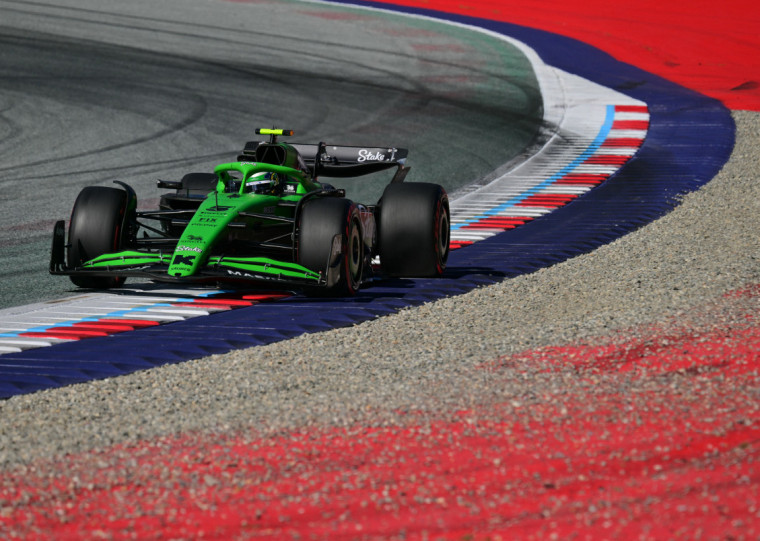 Brasileiro manteve a posição em que largou e fez uma prova sem percalços