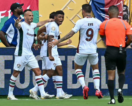 Fluminense se junta ao Palmeiras e avança às quartas do Mundial