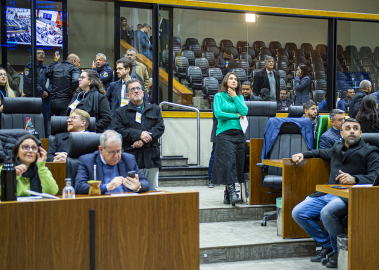 Plenário aprova por 22 votos a 11 a terceira edição do programa de renegociação