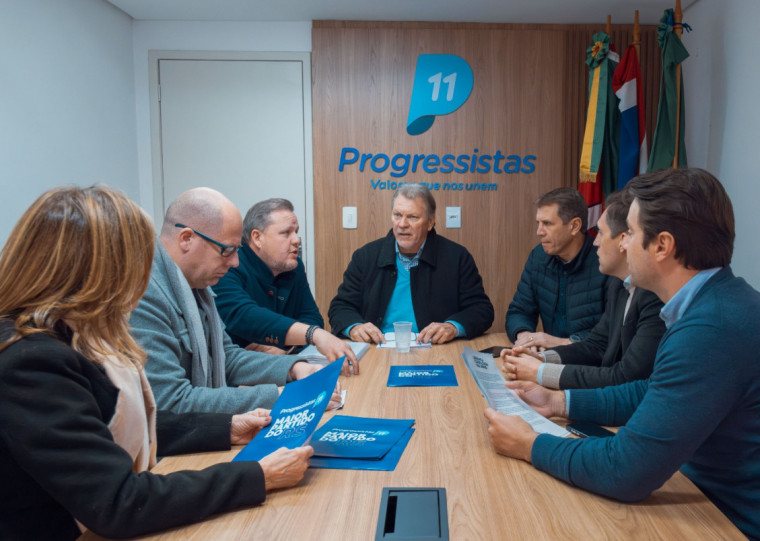  O anúncio foi feito durante a reunião da Comissão Eleitoral do partido, nesta segunda-feira (30)