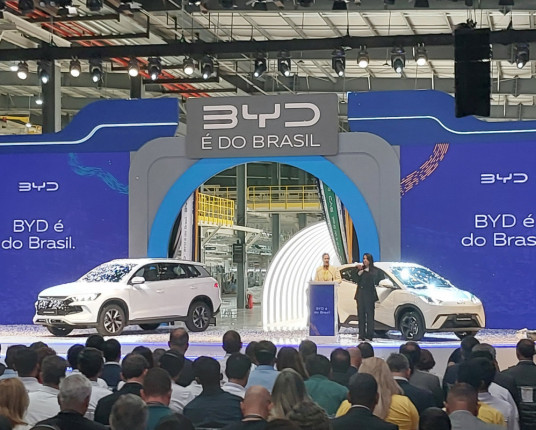 BYD abre fábrica na Bahia já com previsão de quadruplicar capacidade
