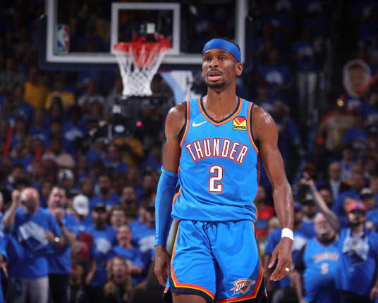 Campeão e MVP da NBA, Shai Gilgeous-Alexander renova com o Thunder até 2031