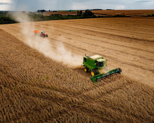 Tensão no Oriente Médio pressiona custos do agro gaúcho