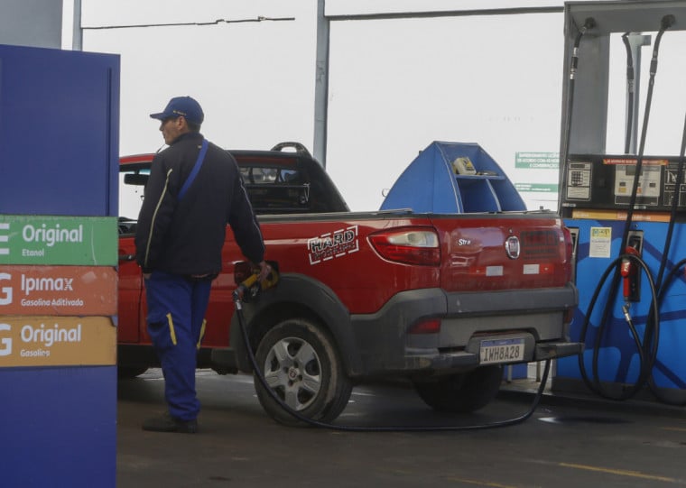 Entidade salienta que PIS/Cofins reduziram, mas refinarias aumentaram valores