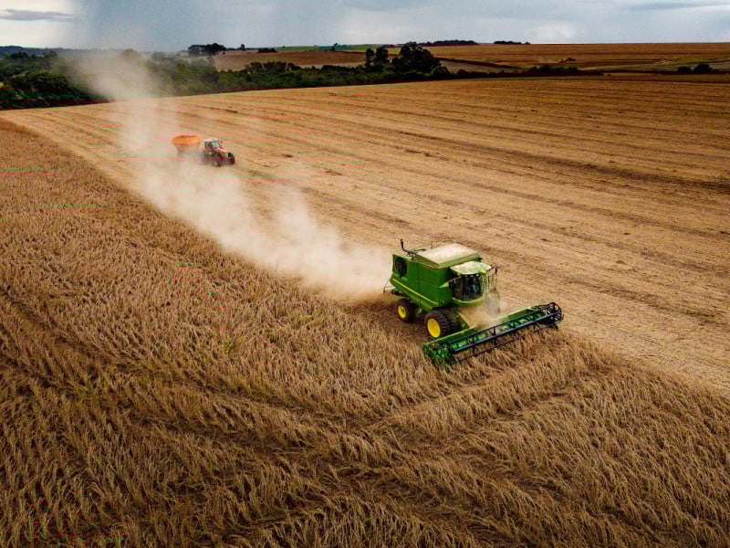 Depois de descobrir a agricultura do futuro, o campo aprende a usá-la