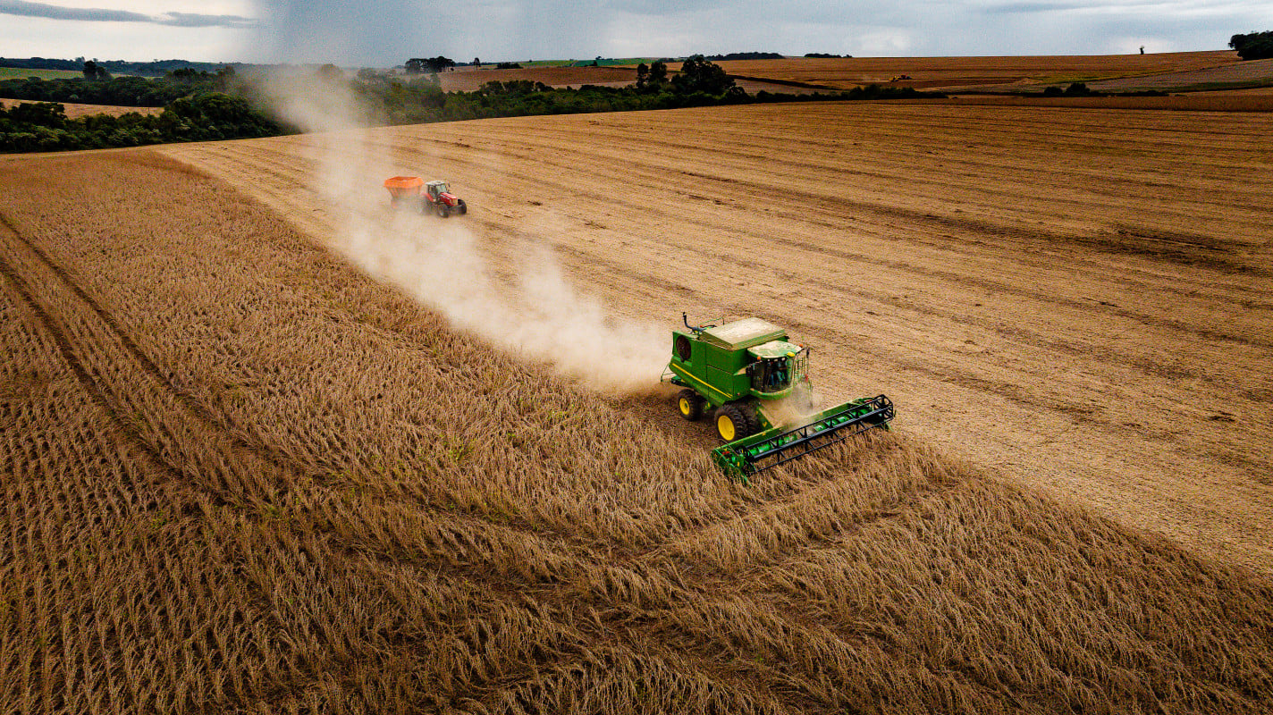 Depois de descobrir a agricultura do futuro, o campo aprende a usá-la
