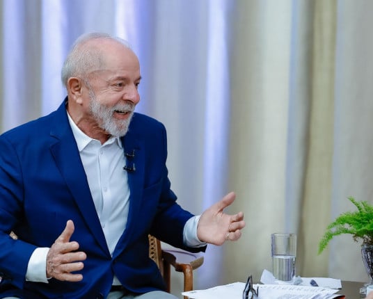 Lula: 'Se tudo tiver como estou pensando', País terá 1º presidente eleito 4 vezes