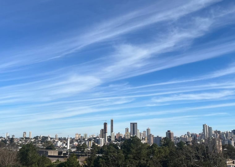 Cidade do Norte gaúcho, Passo Fundo atrai empresas de diversos setores, como comércio, serviços e também indústrias