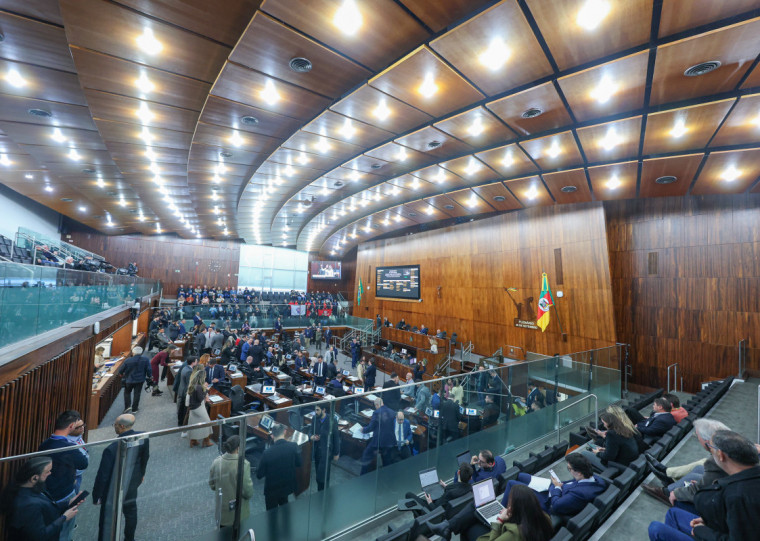 Recriação da pasta precisa passar por apreciação no Parlamento