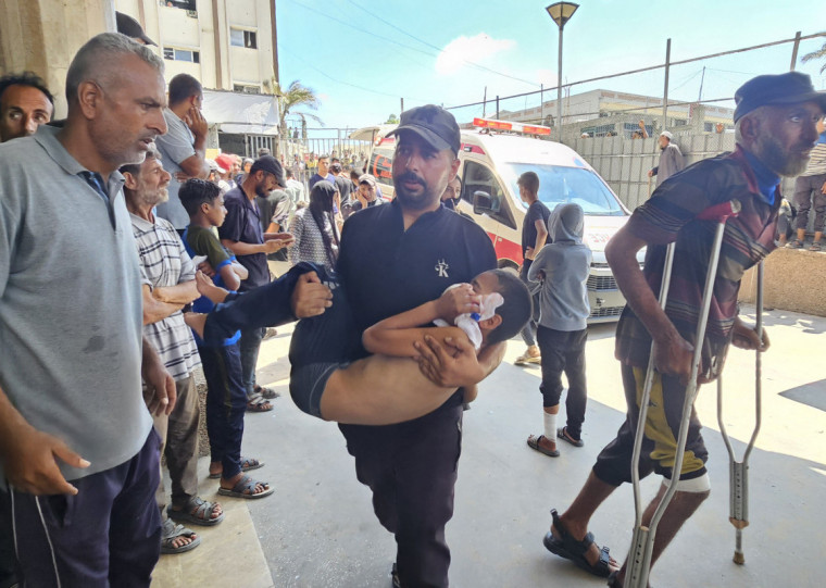 Governo israelense é acusado de negar assistência humanitária aos palestinos 