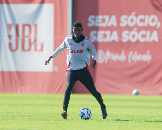 No reencontro com a torcida, Inter tenta deixar a zona da degola