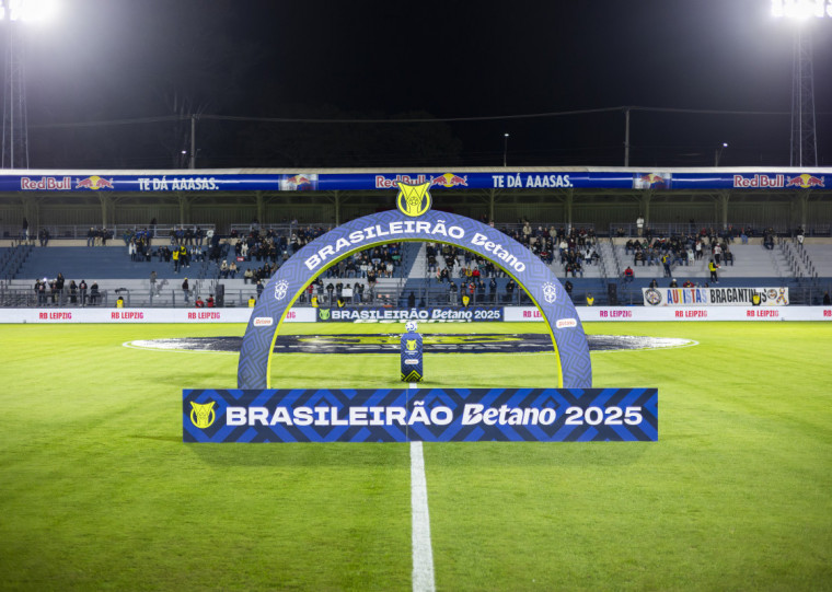 Contrato atual vale por três temporadas termina em 2027