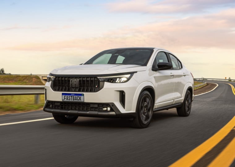 Porta-malas com capacidade de 600 litros é o maior da categoria