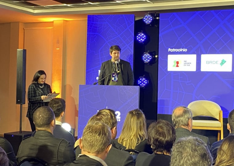 Matheus Borges, do Crea-RS, deu contribuição ao debate no evento do Mapa Econômico do RS em Lajeado