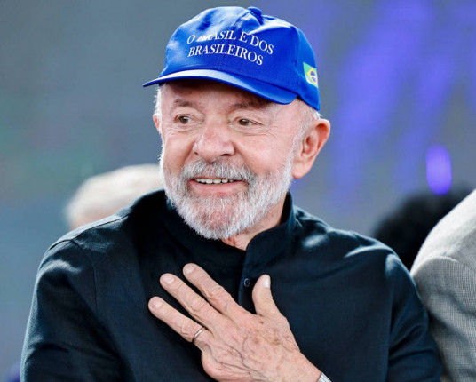 Brasil não aceitará nada que lhe seja imposto, diz Lula à TV americana