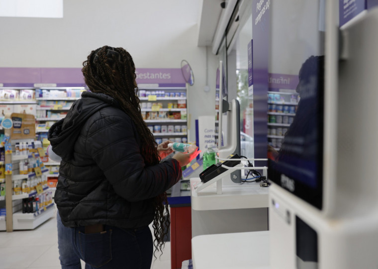 Para o diretor da Panvel, o cliente é omni, ou seja, varia suas compras entre o digital e a loja física, com um comportamento híbrido