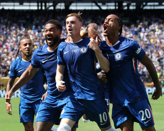 Chelsea não se intimida para o PSG e conquista o Super Mundial com autoridade