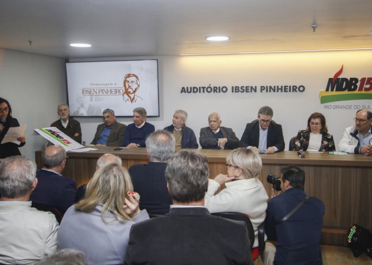 Principais lideranças emedebistas celebraram trajetória de Ibsen 