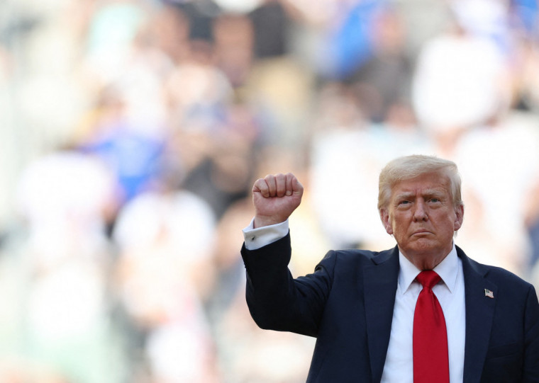 Presidente norte-americano disse que iniciará o esforço para encerrar o modelo por meio da assinatura de uma ordem executiva