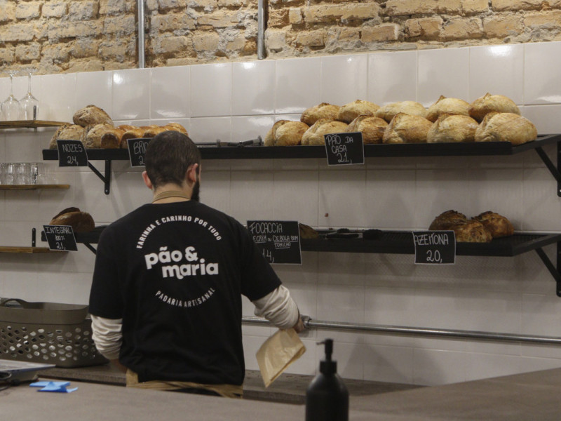 Entre as novidades, est&atilde;o a granola, pesto de hortel&atilde; e mostarda Foto: BRENO BAUER/JC