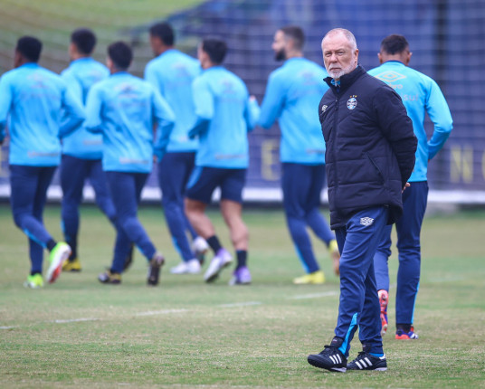 Precisando dar resposta, Grêmio mede forças com o Alianza Lima pela Sul-Americana