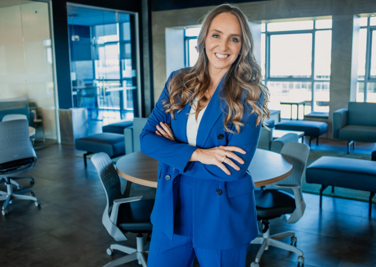 Aline Deparis, CEO e co-founder da Privacy Tools, Analista de Sistemas e empreendedora