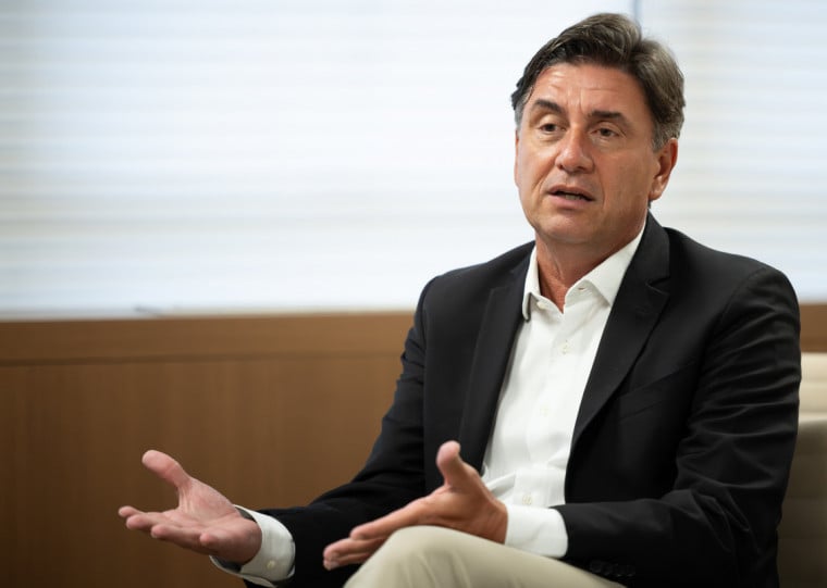 Gomes defendeu que o Brasil mantenha diálogo para reduzir as taxas impostas pelos Estados Unidos