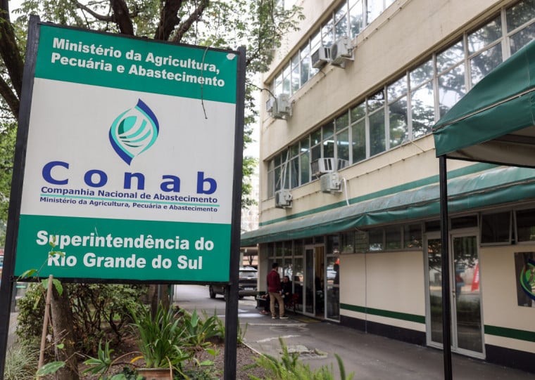 A aquisição do produto será realizada por meio da modalidade Compra Direta (CD) no âmbito do Programa de Aquisição de Alimentos (PAA)