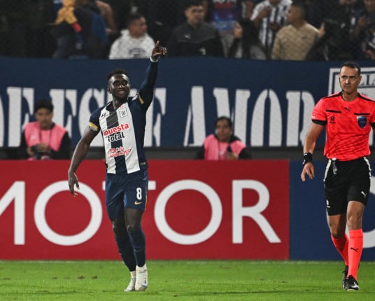 Grêmio perde para o Alianza Lima na Sul-Americana e volta com desvantagem do Peru