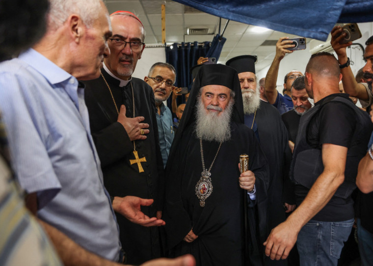 Dois mais altos dignit&aacute;rios crist&atilde;os em Jerusal&eacute;m chegaram em Gaza nesta sexta-feira