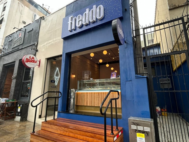 A nova gelateria est&aacute; localizada na rua Fernandes Vieira, n&ordm; 466 Foto: BRENO BAUER/JC