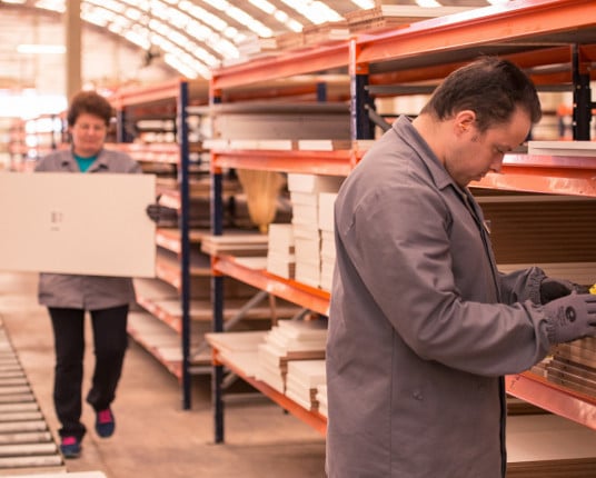 Indústrias da Serra avaliam medidas para mitigar os impactos do tarifaço