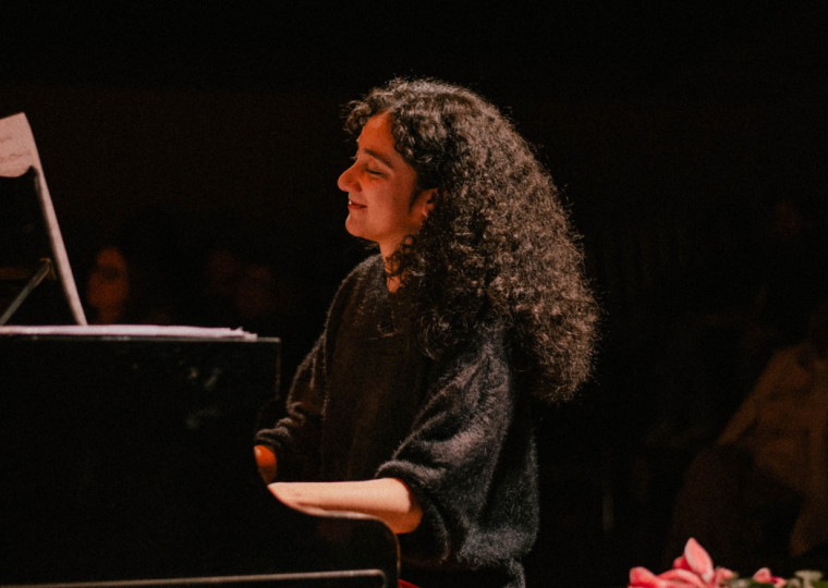 Apresentação na Sala da Música do Multipalco Eva Sopher prioriza composições femininas para piano