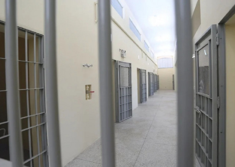 Número de jovens em medidas socioeducativas caiu pela metade em uma década no Estado