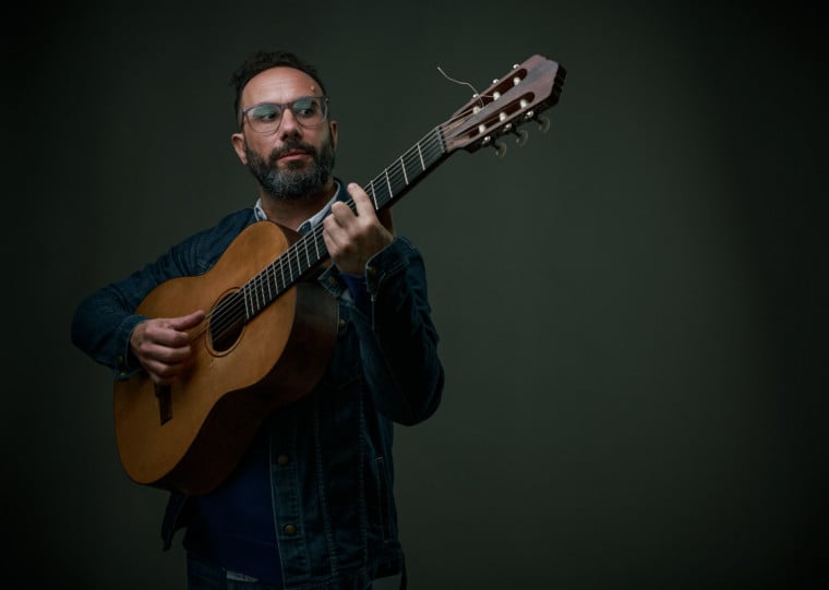 Apresentação é gratuita e destaca canções do premiado cancionista 