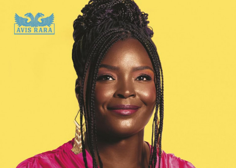 Na obra, Magatte defende fortemente que a saída de qualquer povo da pobreza não está na revisão do passado, mas na melhoria das condições para a realização de negócios no presente