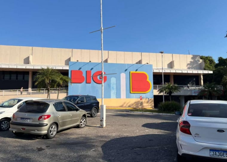 Loja em Santa Maria n&atilde;o chegou a mudar a bandeira BIG para Carrefour na fachada em shopping