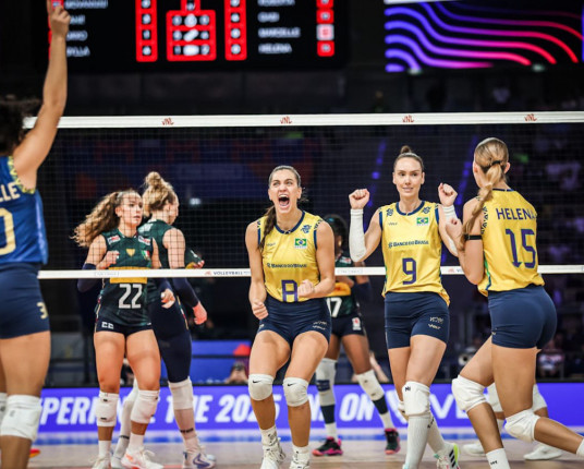 Brasil sai na frente, mas leva virada da Itália na final da Liga das Nações feminina de vôlei