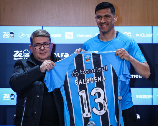 Balbuena diz que vai ajudar o Grêmio ‘jogando, no banco ou na arquibancada’