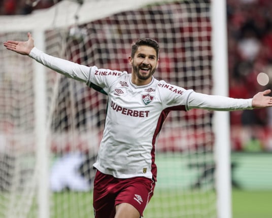 Inter perde para o Fluminense no Beira-Rio e larga em desvantagem na Copa do Brasil