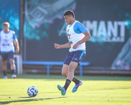 Grêmio visita o Fluminense em busca da segunda vitória seguida