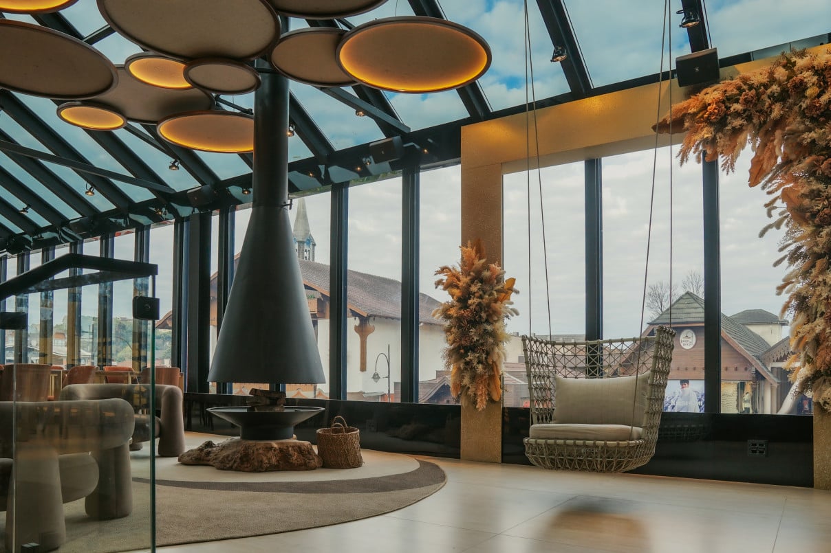 O Espa&ccedil;o 1976, no terceiro piso e vista para a cidade, tem culin&aacute;ria contempor&acirc;nea e fondue | RAFAEL SCHNEIDER/DIVULGA&Ccedil;&Atilde;O/JC