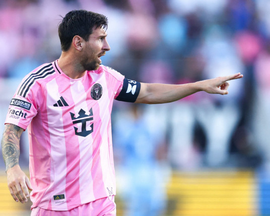 Messi recebe proposta para renovar com o Inter Miami e continuar na ativa até os 41 anos