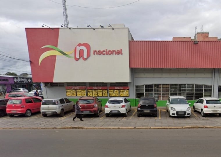 Loja da bandeira Nacional na avenida dos Estados fecha para ser reformada e virar Madi