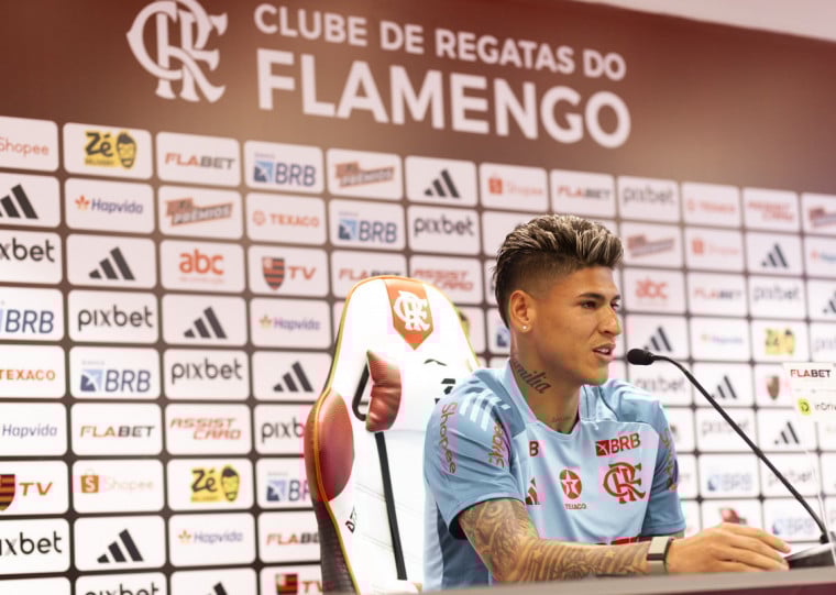 Carrascal assinou contrato por quatro temporadas e está liberado para atuar